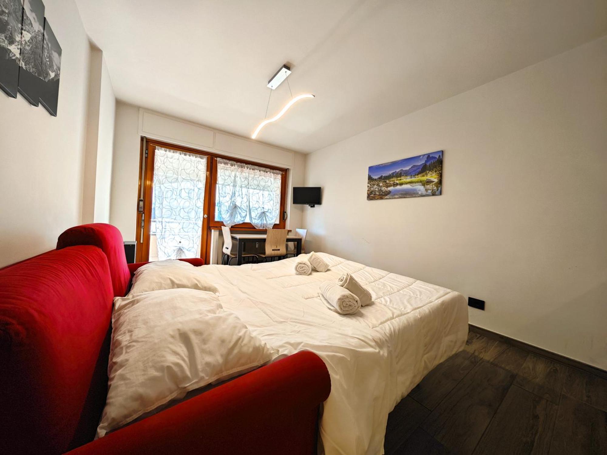 Hostdomus - City Center Apartment Colle Colle Sestriere Eksteriør billede