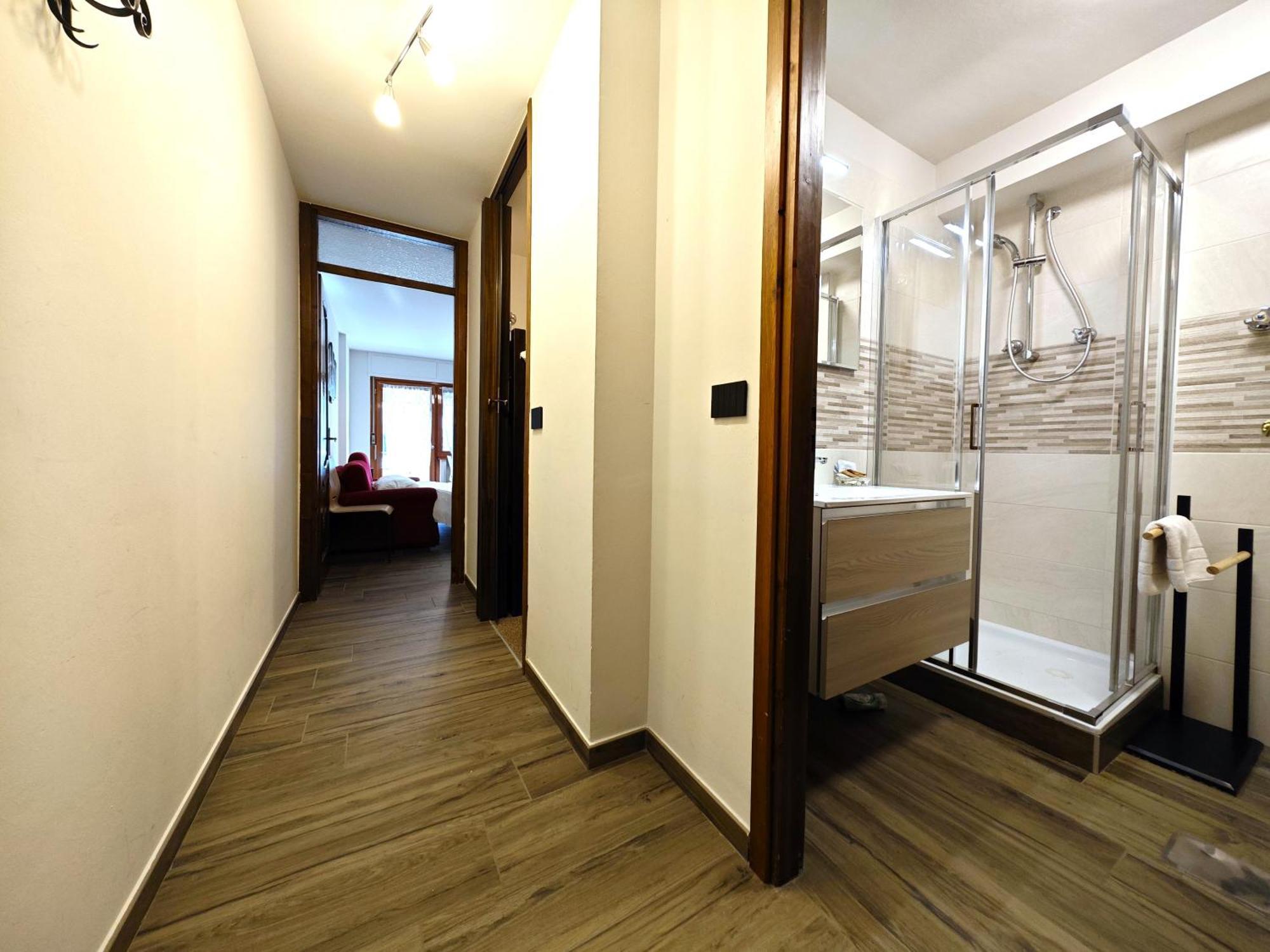 Hostdomus - City Center Apartment Colle Colle Sestriere Eksteriør billede